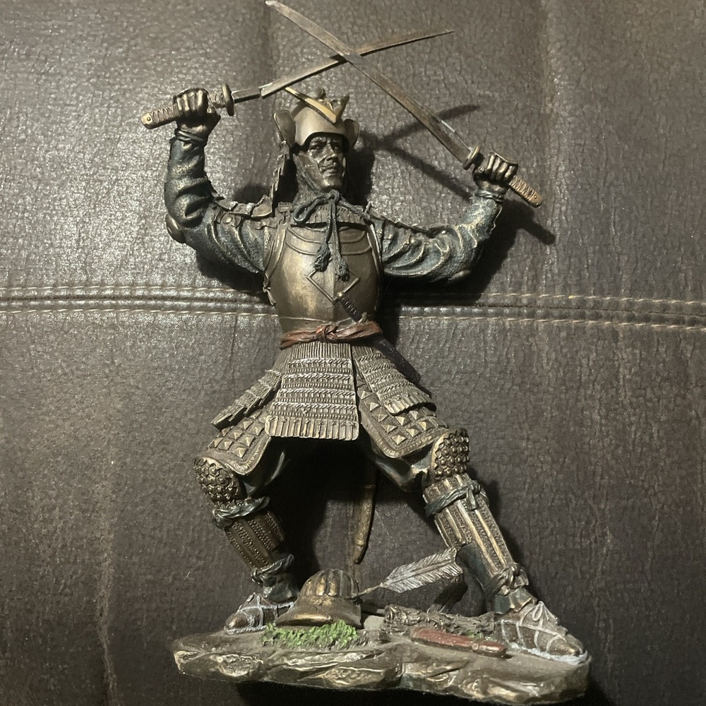 Pacific Giftware Samurai Statue 2 Swords  Bronze Finish